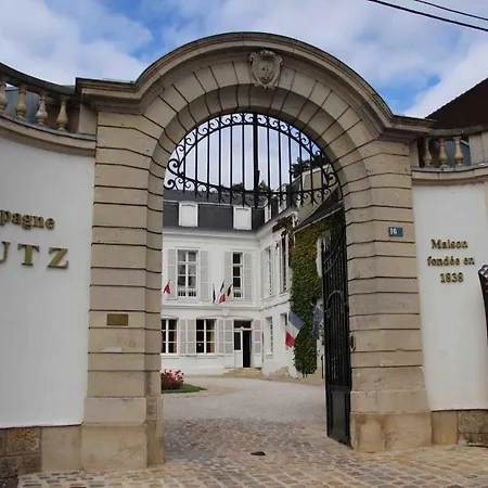 Secret Garden Apartman *