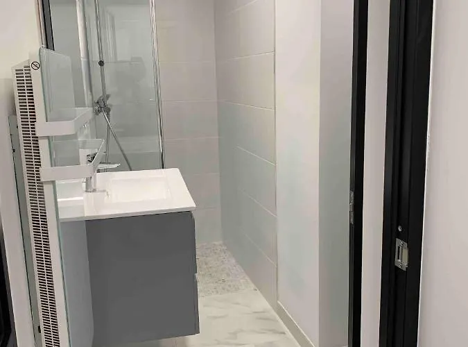 Secret Garden * Ay-Champagne